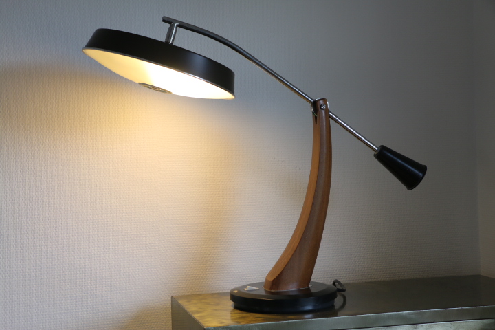 Lampe de bureau FASE noire années 50 (avec réflecteur)