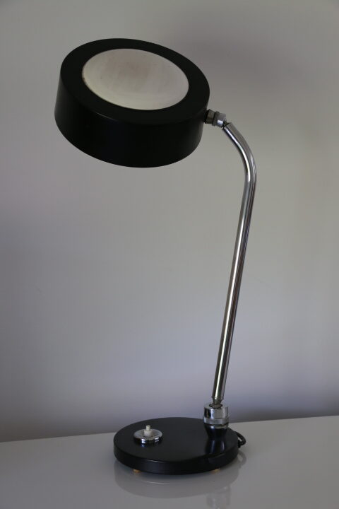 Lampe JUMO 900 noire et blanche