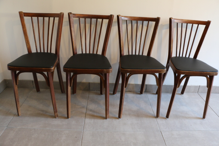 4 chaises BAUMANN N°12 skaï noir hêtre foncé (RESERVE)