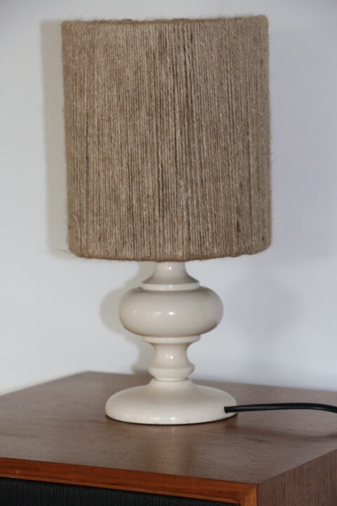 Lampe bois blanc avec abat-jour corde (B)