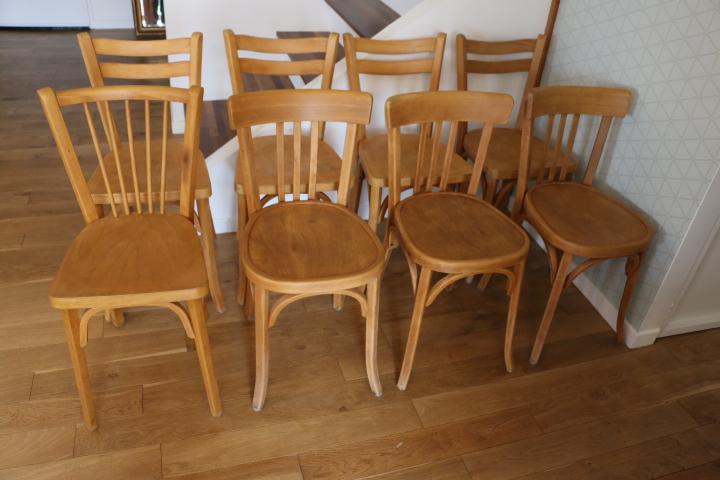 Série 8 chaises Baumann hêtre clair 1950