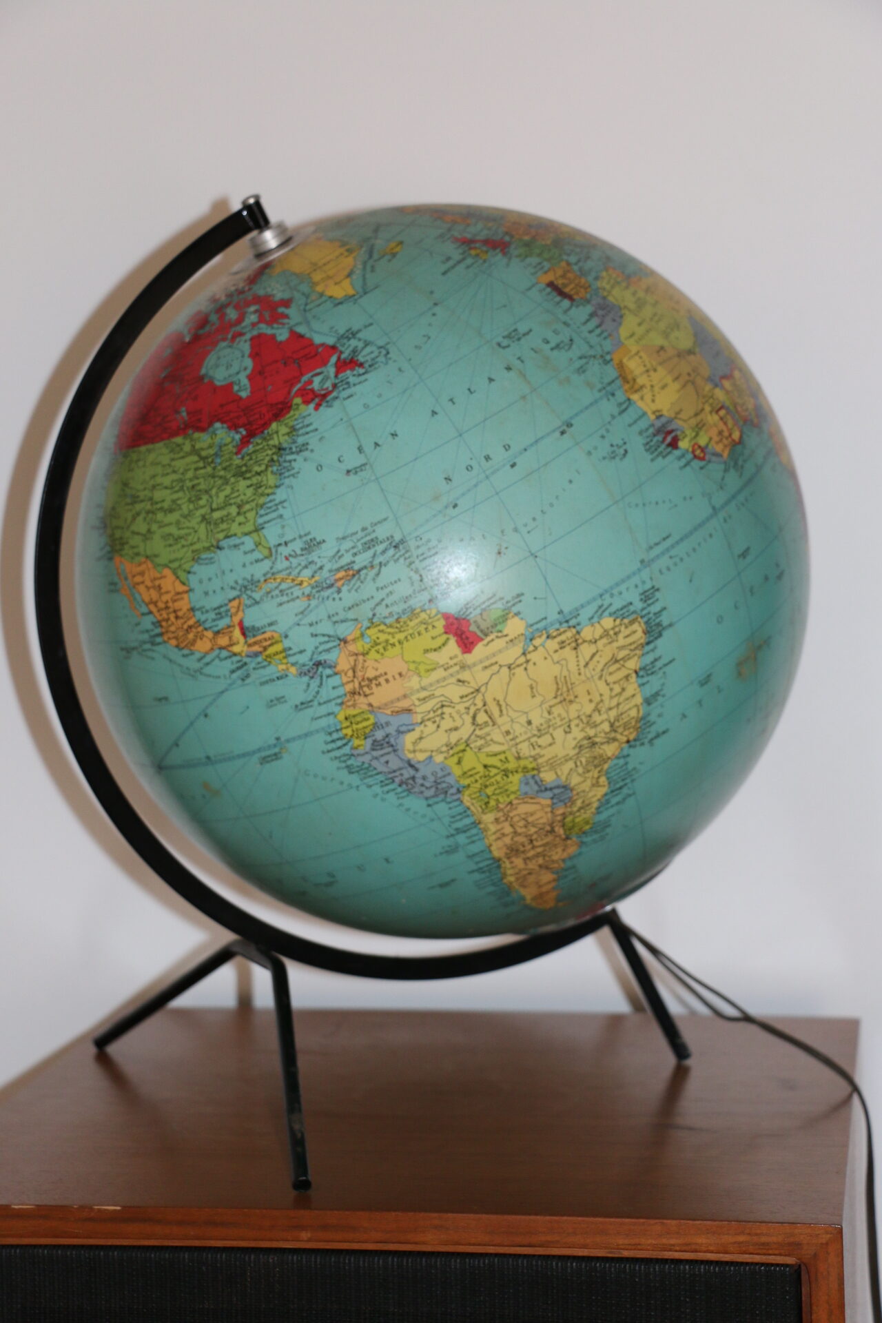 Globe terrestre lumineux XXL TARIDE verre 1967