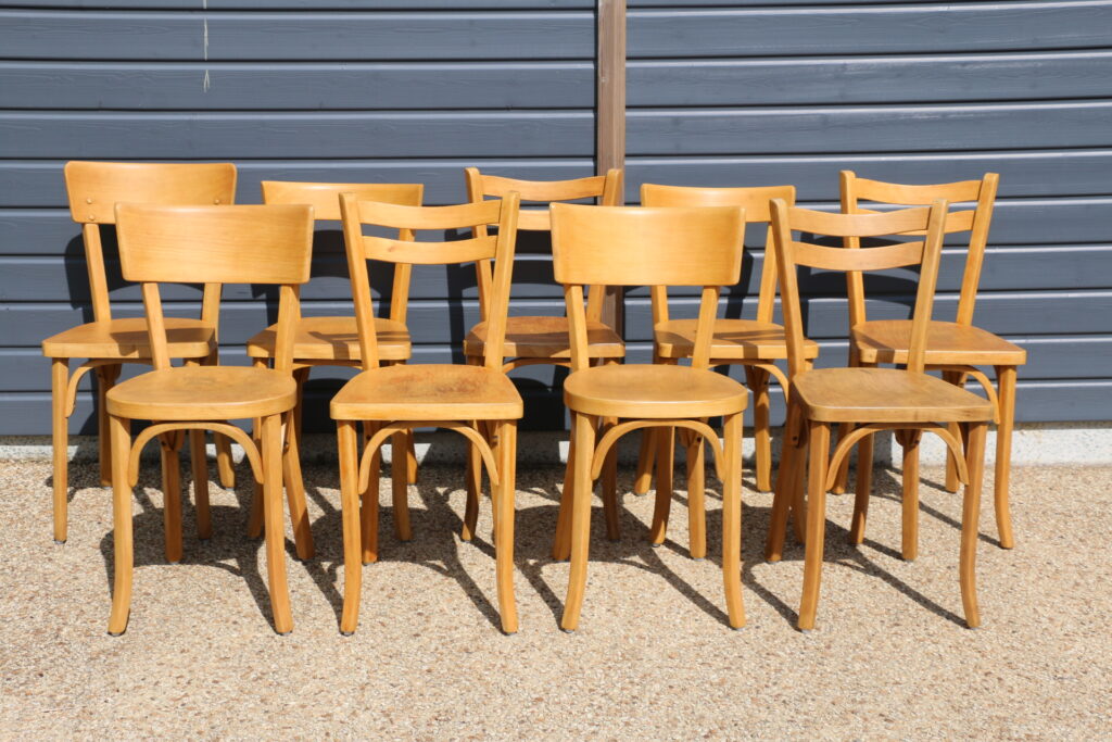 Série de 9 chaises Baumann hêtre clair 1960