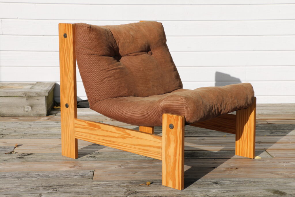 Chauffeuse pin et velours