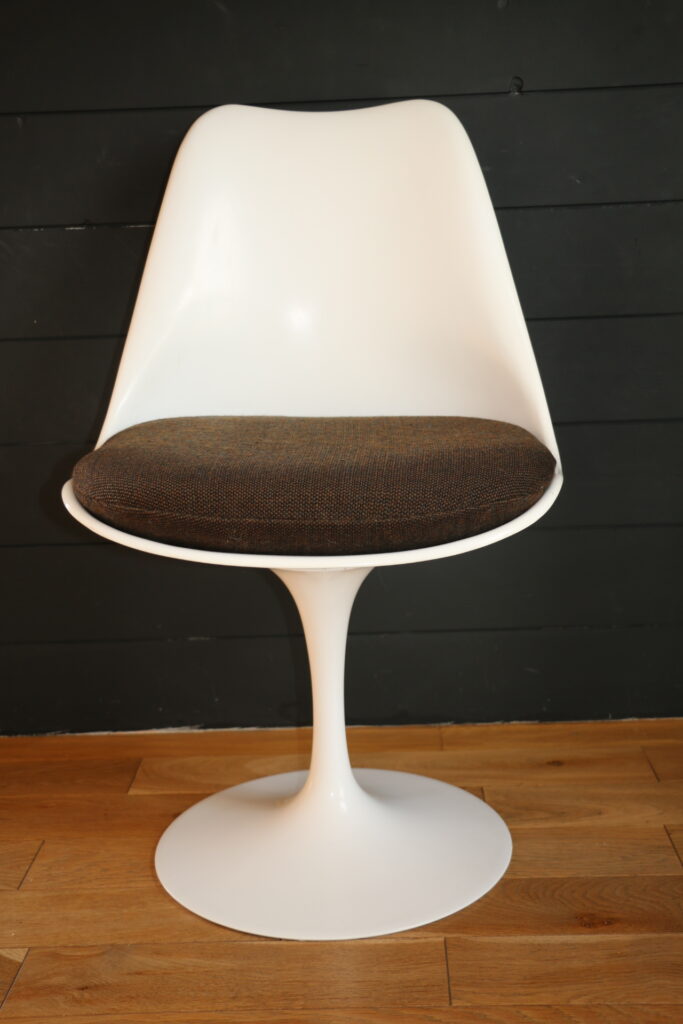 Chaise TULIPE d’EERO SAARINEN années 70