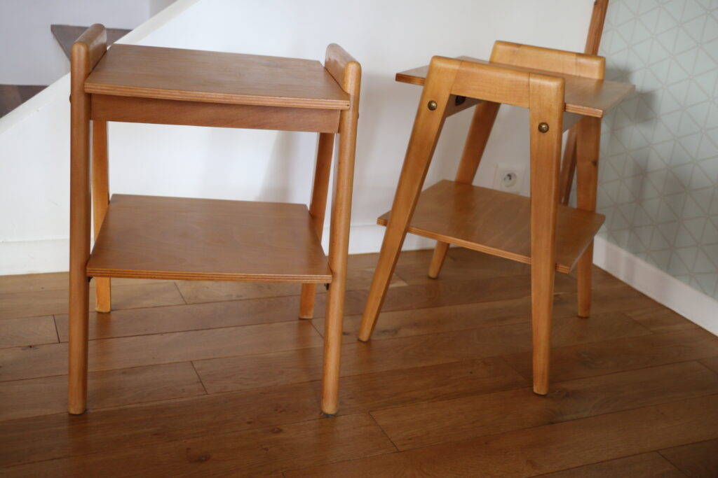 2 chevets chêne clair deux plateaux 1950