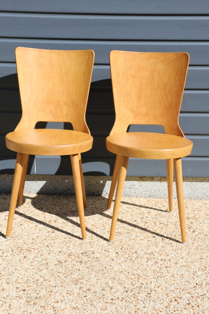 2 chaises BAUMANN « DOVE » hêtre clair