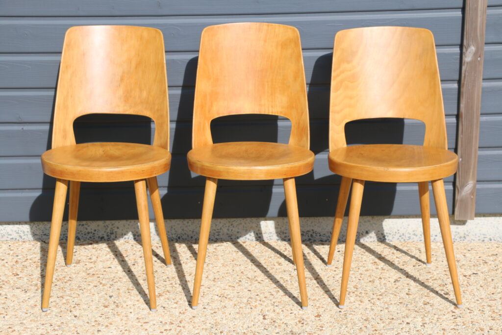 3 chaises BAUMANN « Mondor» hêtre clair