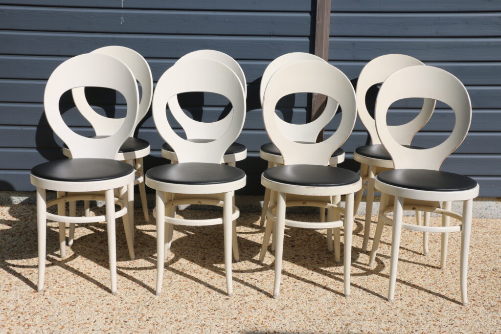 8 chaises BAUMANN mouette blanche skaï noir