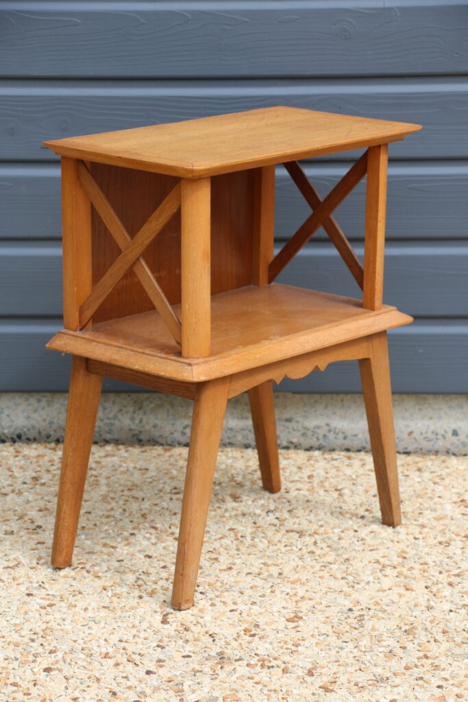 Chevet à croisillons plaqué chêne