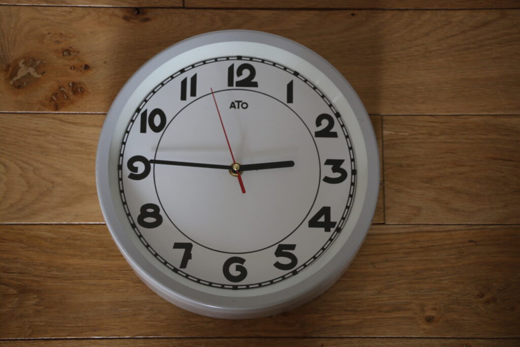 Horloge murale ronde Ato 270mm