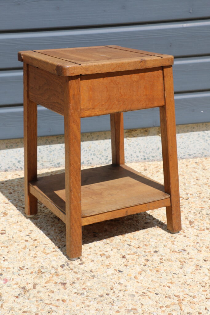 Tabouret/chevet chêne reconstruction