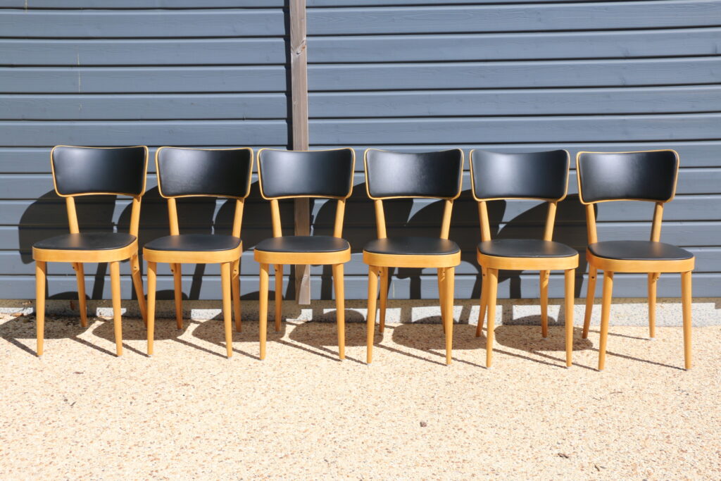 7 chaises BAUMANN N°17 dos large skaï noir 