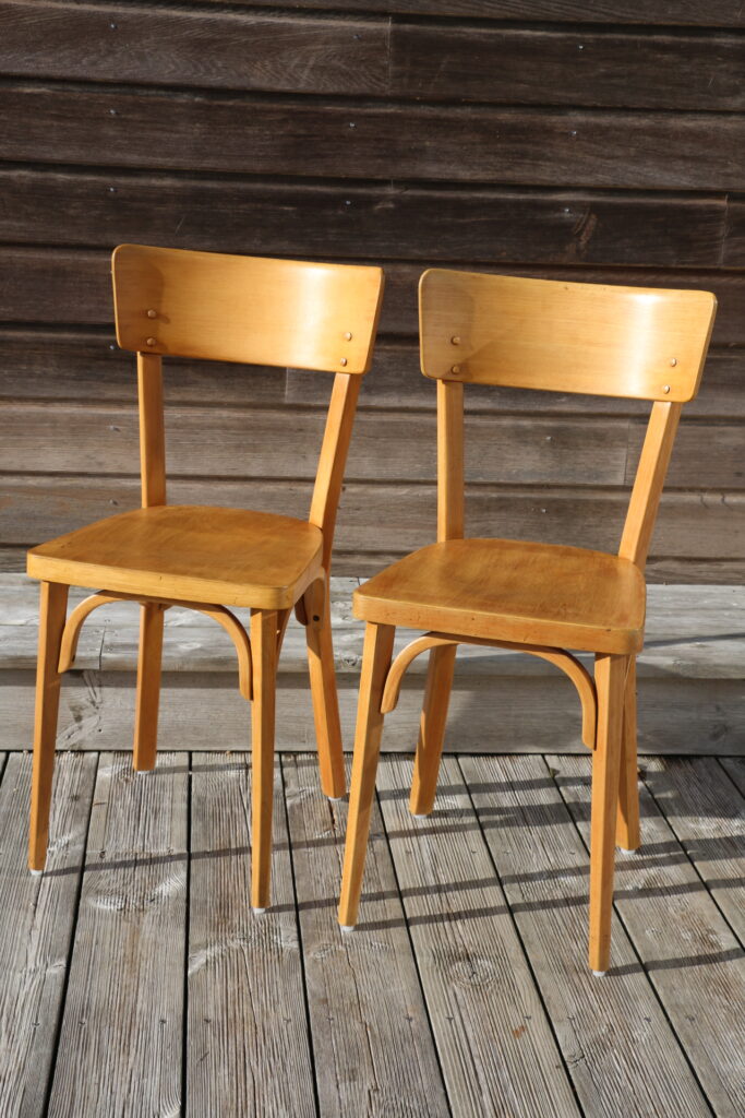 2 chaises Baumann N°24 hêtre clair